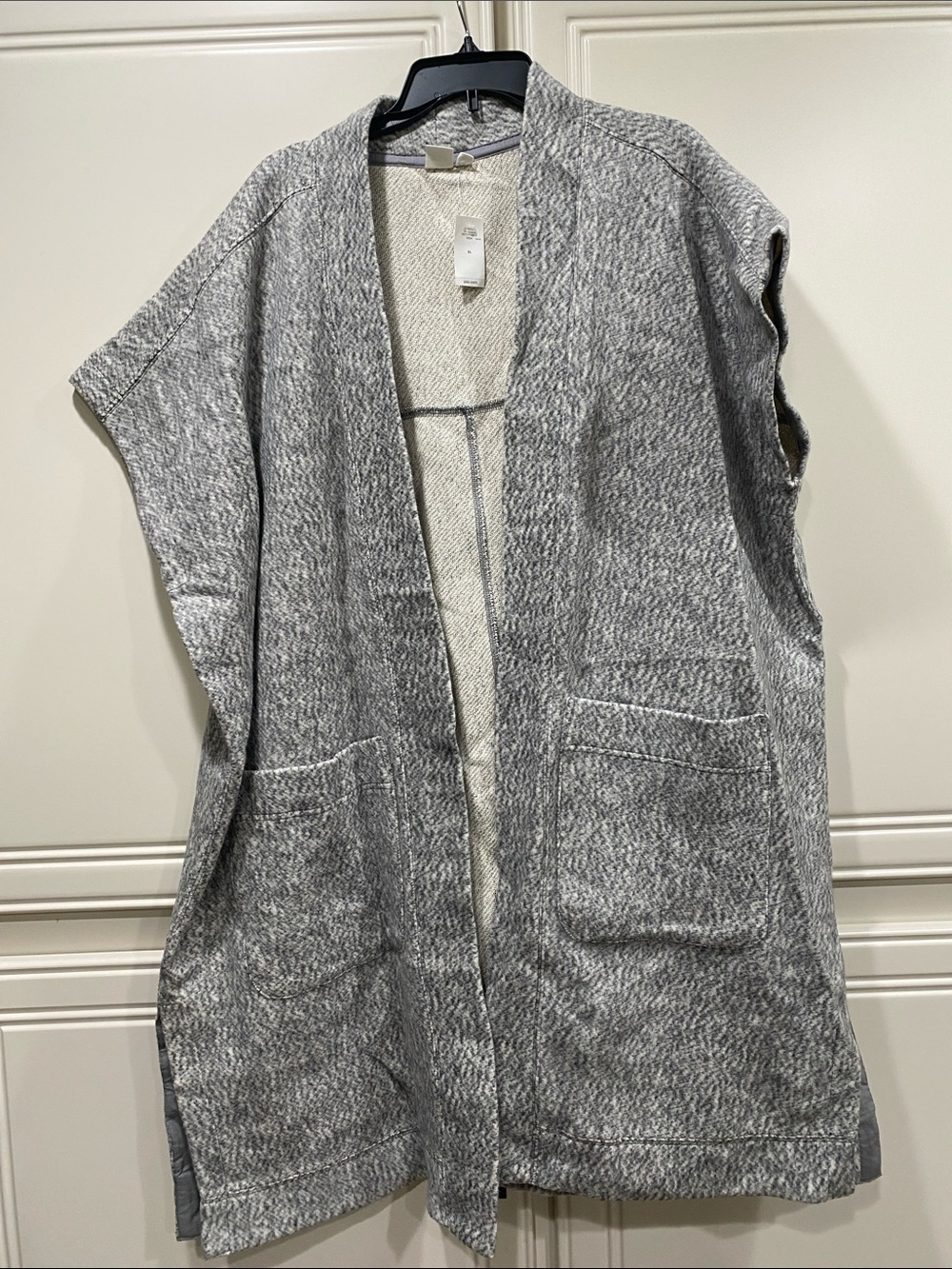 NWT gap fleece poncho vest grey XL